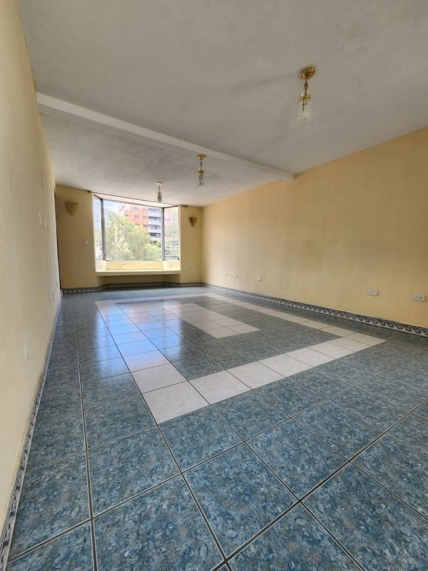 Majestuosa Propiedad en Renta | VH3, Z.15 — Casa en Alquiler en Zona 15, Guatemala, Ciudad — foto 11 de 13