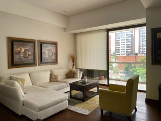 Se Vende/Alquila Apto. Amueblado Tiffany 5 Nivel Alto, Zona 14. — Apartamento en Alquiler en Tiffany 5ta Avenida, Zona 14, Guatemala, Ciudad — miniatura 1 de 15