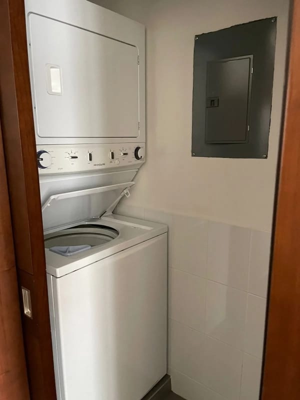 Se Vende/Alquila Apto. Amueblado Tiffany 5 Nivel Alto, Zona 14. — Apartamento en Alquiler en Tiffany 5ta Avenida, Zona 14, Guatemala, Ciudad — foto 6 de 15