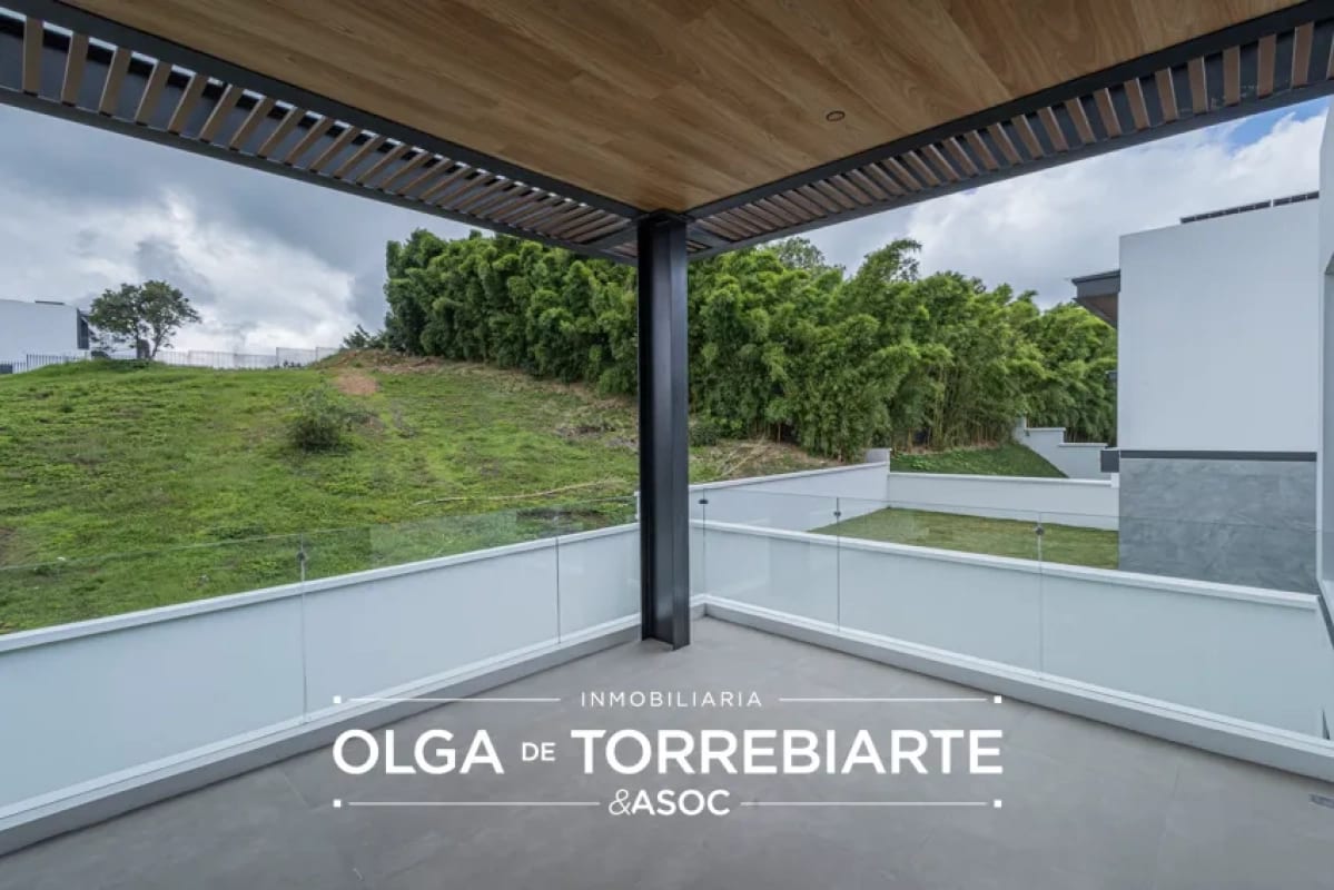 Casa en venta Sauces de El Pulté, Zona 16 — Casa en Venta en El Pulté Ecuestre, Zona 16, Guatemala, Ciudad — foto 3 de 16