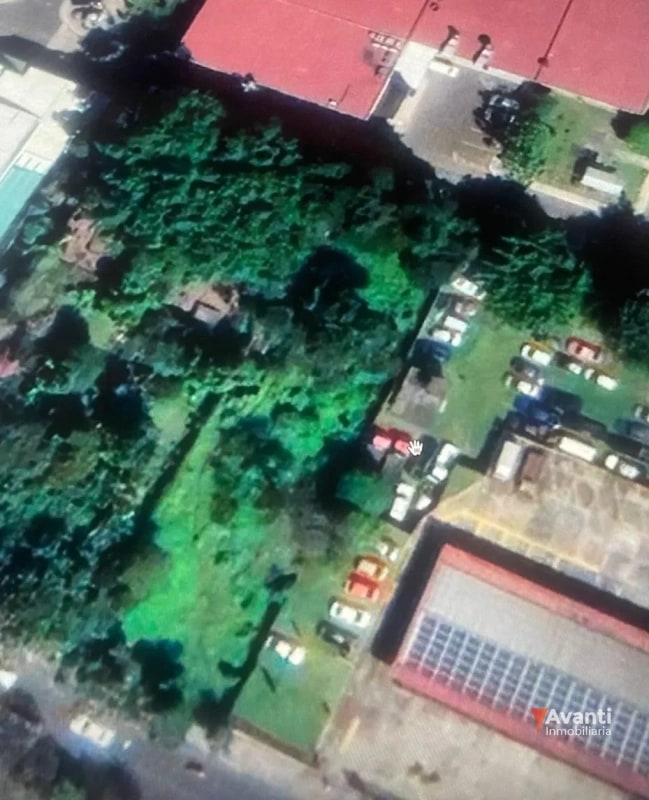 ALQUILER DE TERRENO SOBRE CALZADA SAN JUAN - 1