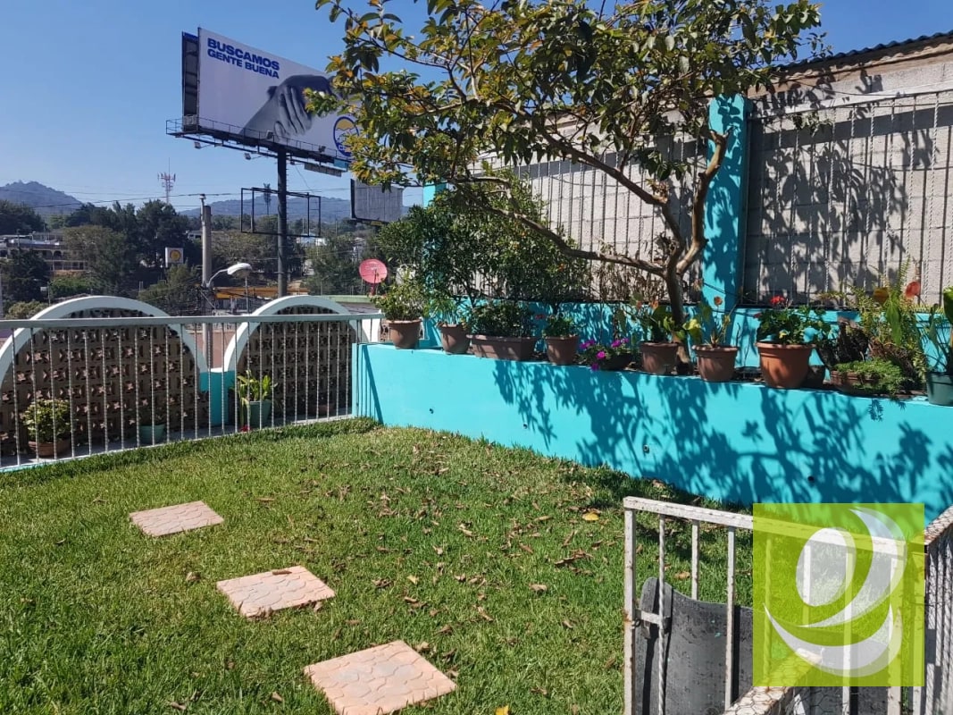CASA EN VENTA ZONA 2 DE MIXCO DENTRO DE GARITA - 1