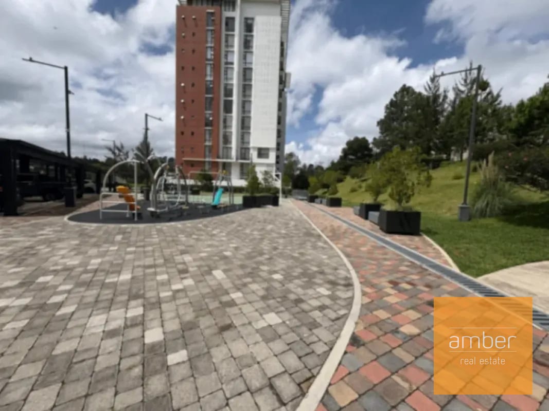 Apartamento con jardín en San Isidro 2021, zona 16 — Apartamento en Venta en San Isidro 20/21, Zona 16, Guatemala, Ciudad — foto 2 de 13