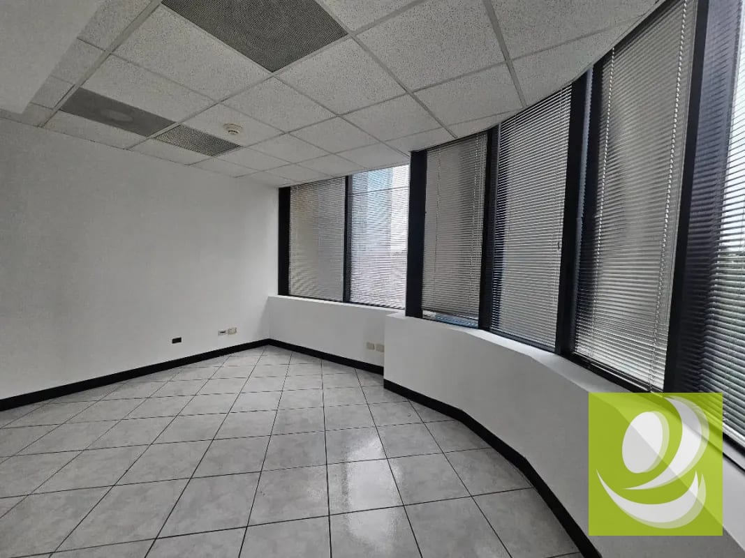 Oficina en Renta en  Edificio Europlaza Zona 14 — Oficina en Alquiler en Zona 14, Guatemala, Ciudad — foto 3 de 4