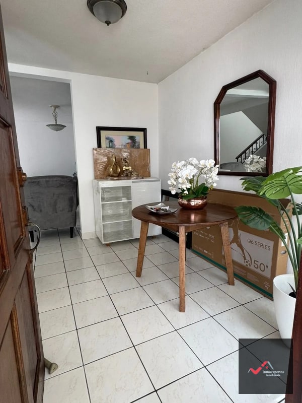 CASA EN VENTA SAN CRISTOBAL ZONA 8 DE MIXCO - 9