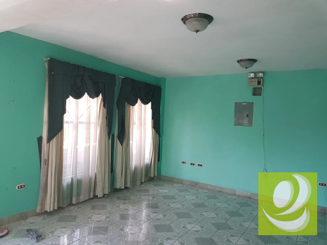 PROPIEDAD EN VENTA EN ZONA 2 DE MIXCO - 4