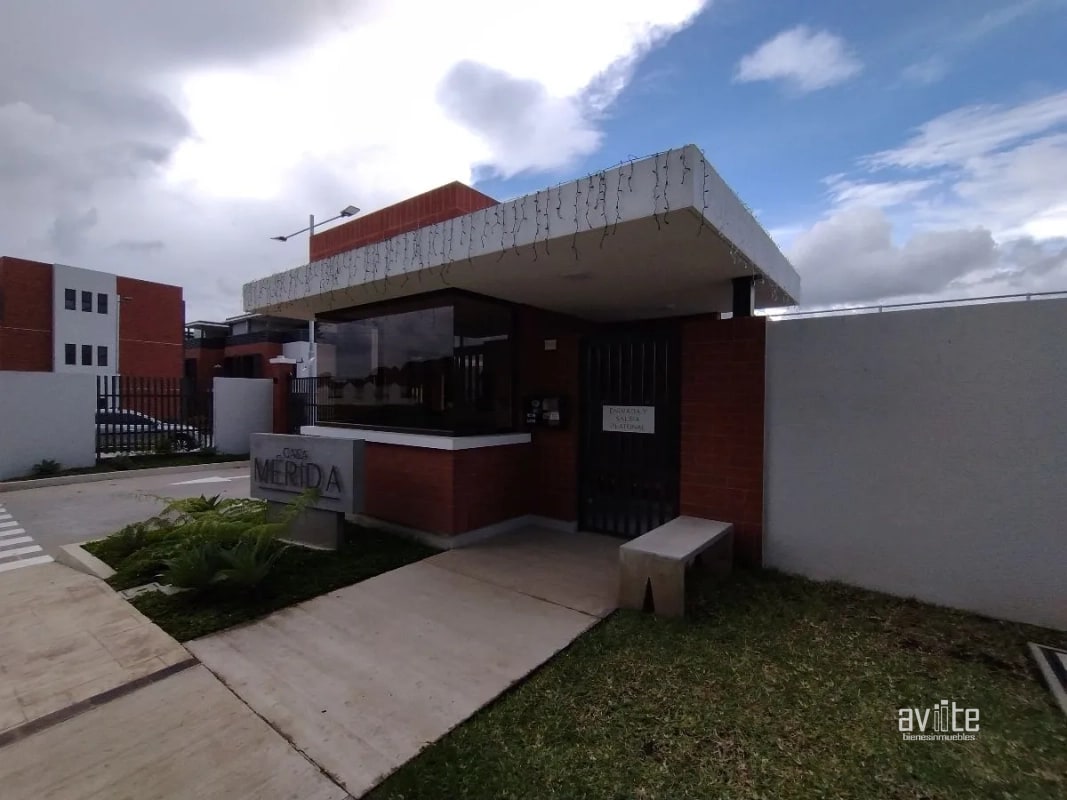 CONDADO NARANJO, Mérida: 3 habitaciones, 3.5 baños, 2 parqueos Q2,800,000 - 7