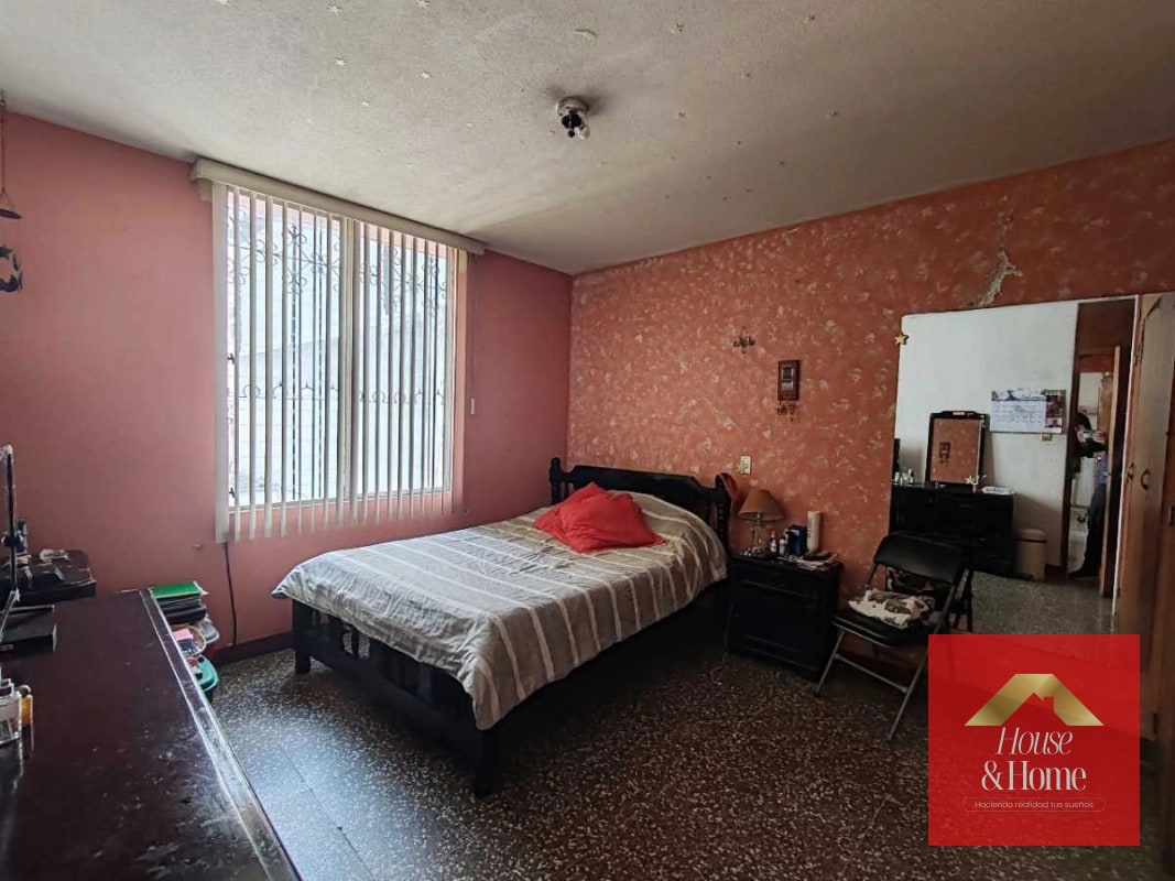 Casa en venta zona 15 de 4 habitaciones - 2