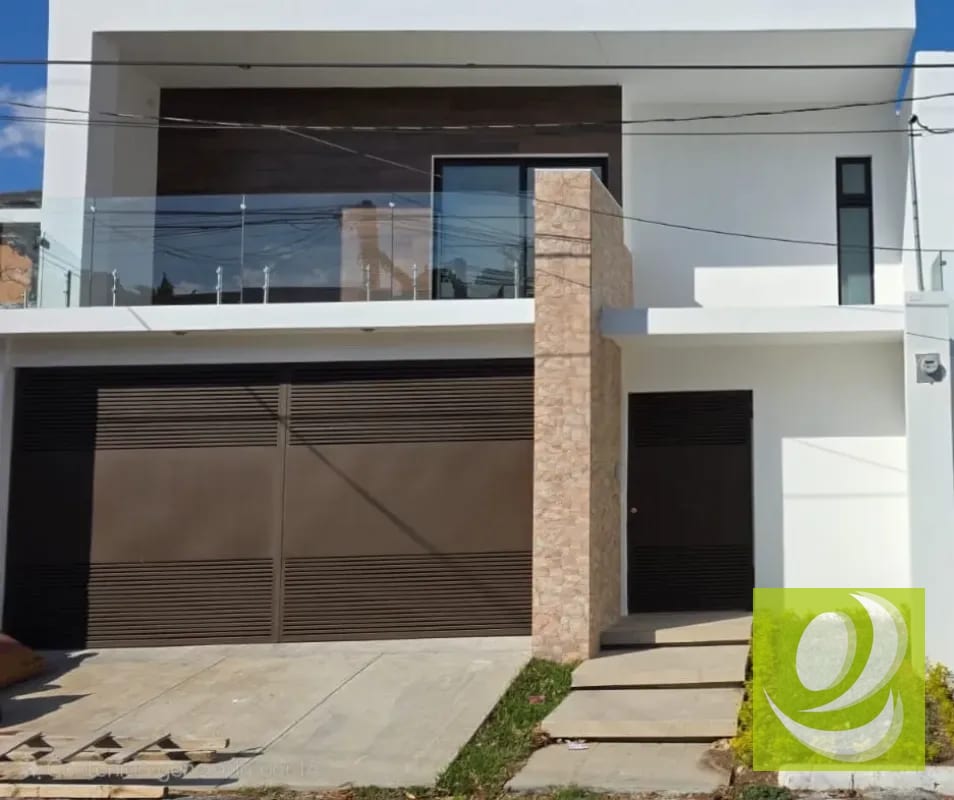 CASA NUEVA EN VENTA EN SAN CRISTOBAL LAS TRES CEIBAS — Casa en Venta en Zona 8 Mixco, Guatemala, Ciudad — foto 1 de 13