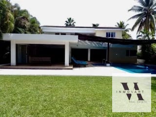 Alquiler amplia casa en Puerta del Mar — Casa vacacional en Alquiler en Puertas del Mar, Puerto San José, Escuintla — miniatura 1 de 15