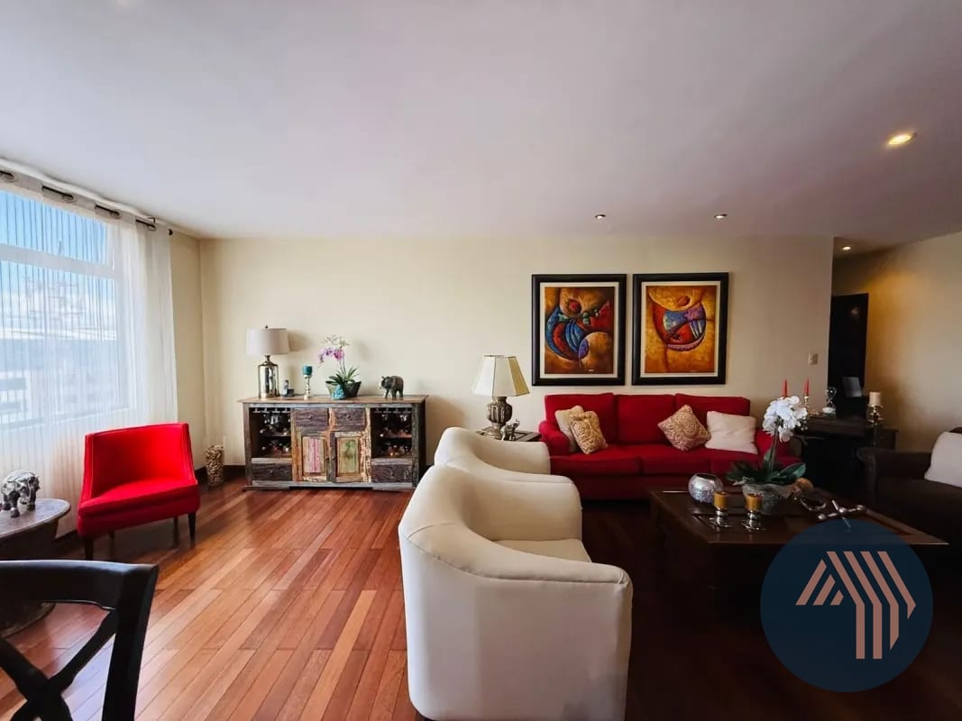 VENTA DE CÉNTRICO Y AMPLIO APARTAMENTO - BENEVENTO, ZONA 14 — Apartamento en Venta en Benevento, Zona 14, Guatemala, Ciudad — foto 14 de 17