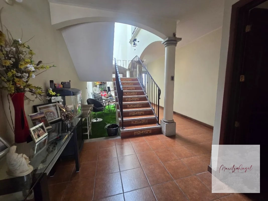 CASA EN VENTA EN SAN CRISTOBAL SECTOR B2 - 1