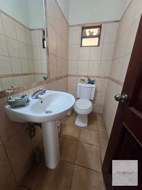 CASA EN VENTA EN SAN CRISTOBAL  SECTOR B2 - 14