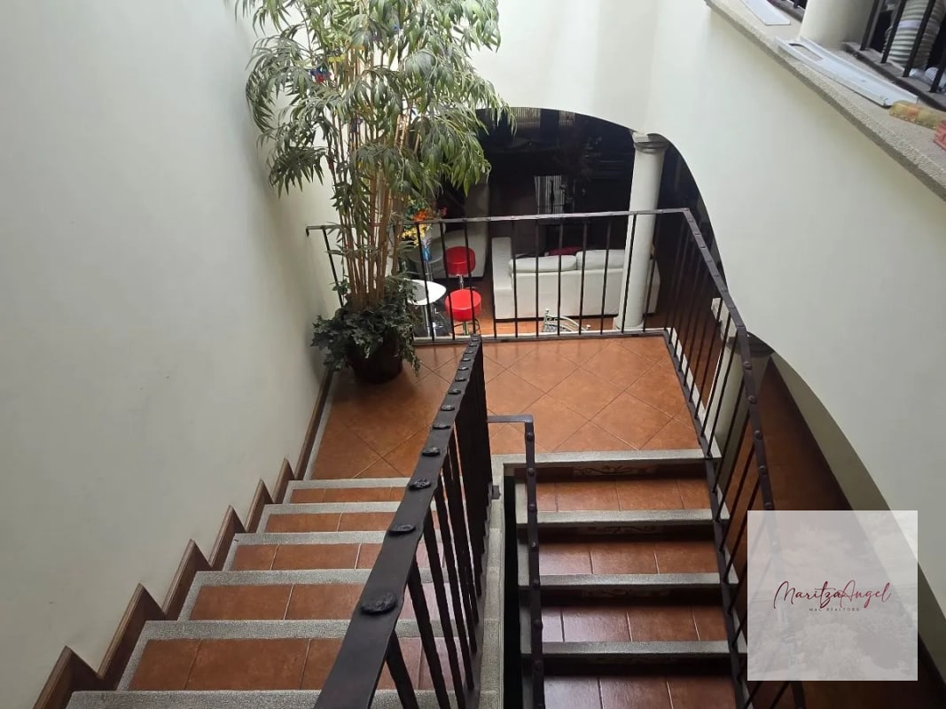 CASA EN VENTA EN SAN CRISTOBAL  SECTOR B2 - 8