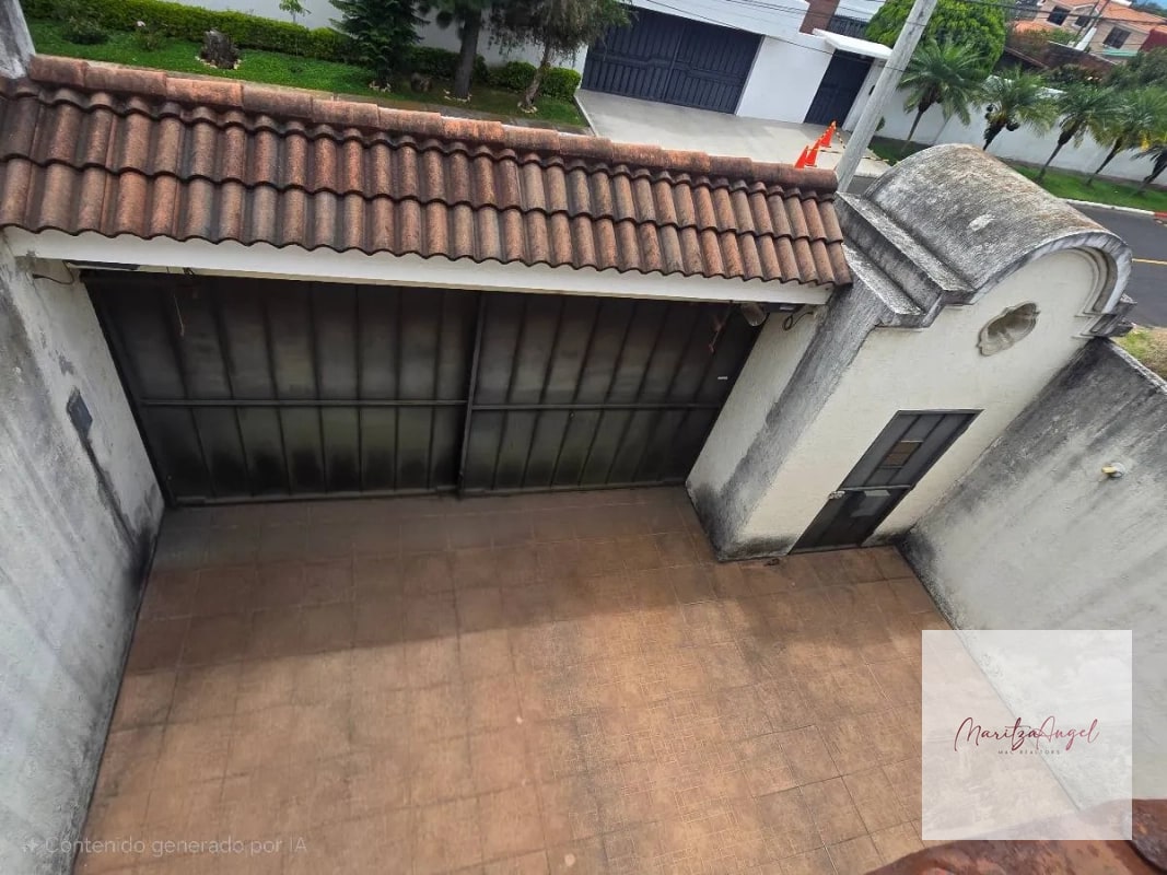 CASA EN VENTA EN SAN CRISTOBAL  SECTOR B2 - 6