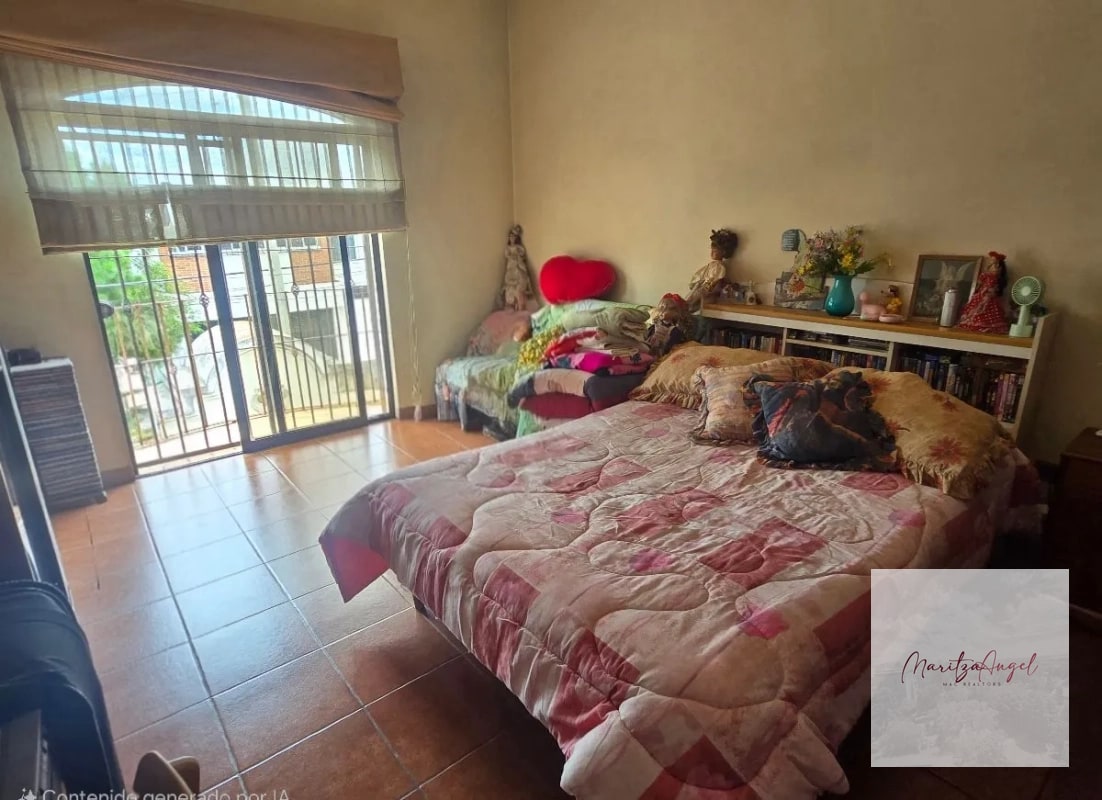 CASA EN VENTA EN SAN CRISTOBAL SECTOR B2 - 5