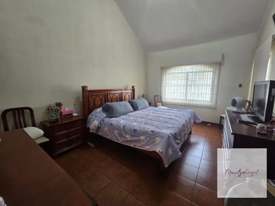 CASA EN VENTA EN SAN CRISTOBAL  SECTOR B2 — Casa en Venta en Zona 8 Mixco, Guatemala, Ciudad — foto 3 de 16