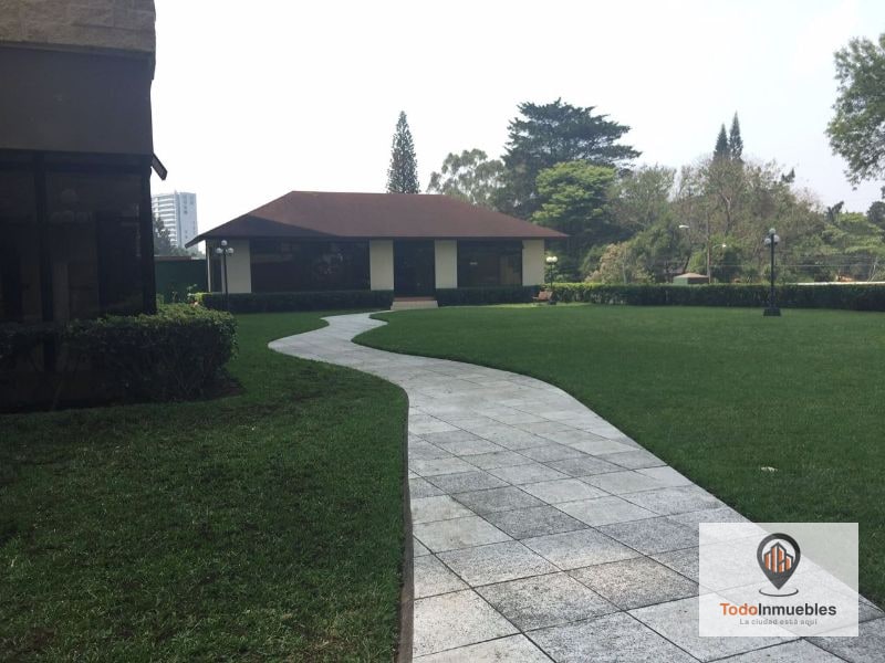 Apartamento Amueblado de 198 m2 en Renta en Milenia - 2