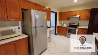 Apartamento Amueblado de 198 m2 en Renta en Milenia — Apartamento en Alquiler en Milenia, Zona 10, Guatemala, Ciudad — miniatura 7 de 15
