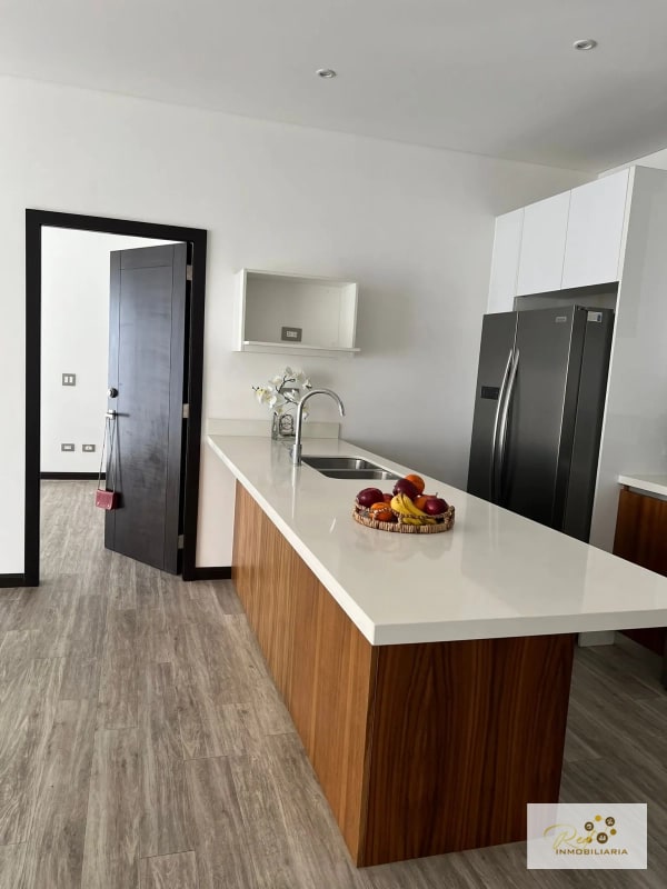 Apartamento en Renta – Lirios 2 - 1