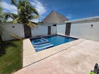 BONITA CASA EN VENTA AMUEBLADA Aldea las QUECHAS, Monterrico — Casa en Venta en Monterrico, Santa Rosa — miniatura 1 de 14