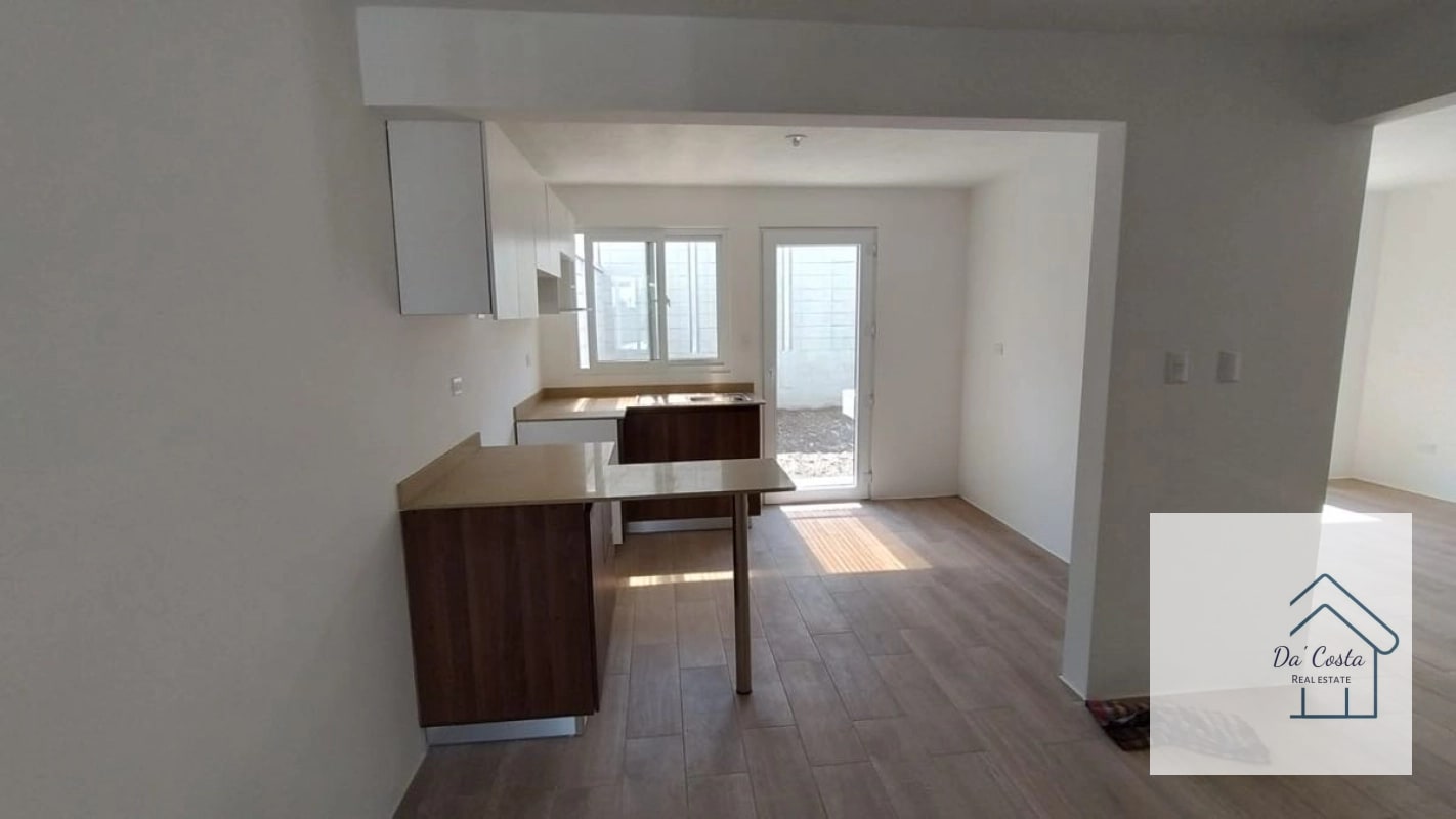 Venta Casa Los Eucaliptos CAES - 1