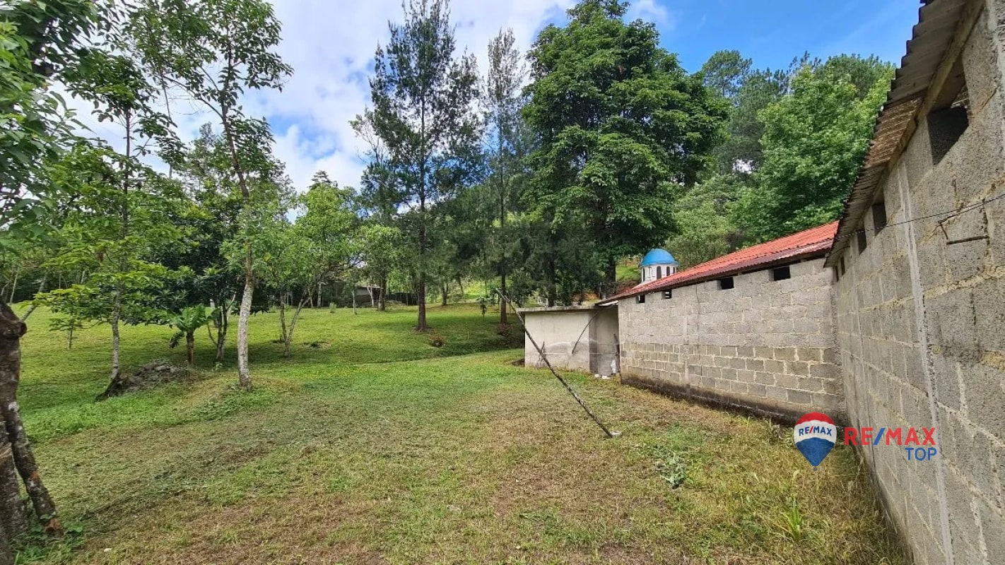 TERRENO COMERCIAL DE 1 MANZANA ENTRADA DE COBÁN, ALTA VERAPAZ - 1