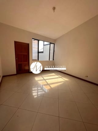 Casa en Venta en Zona 10 — Casa en Venta en Zona 10, Guatemala, Ciudad — miniatura 5 de 8