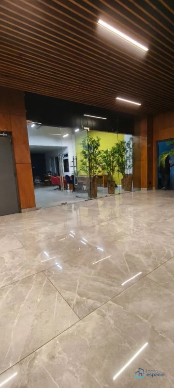 Local en Renta – Zona 9 - 7