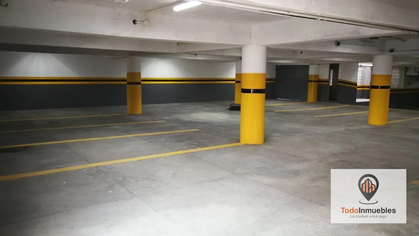 Edificio en Renta en z10 - 11