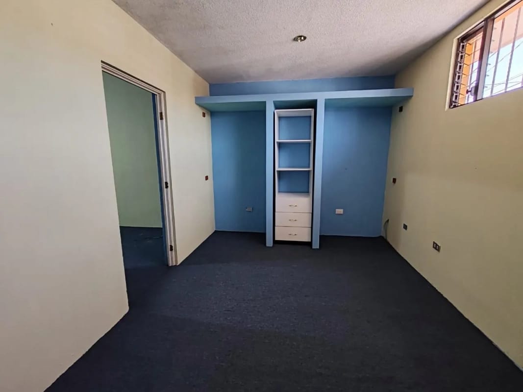 Casa en VENTA CONDOMINIO PANORAMA ideal para fundación  u oficinas — Casa en Venta en Zona 8 Mixco, Guatemala, Ciudad — foto 6 de 16