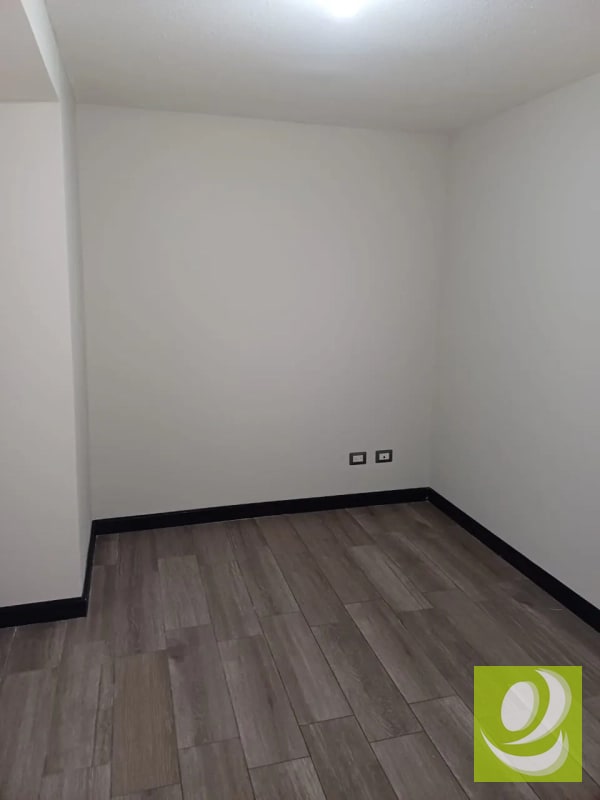 VENDO APARTAMENTO EN MARISCAL Y PERIFERICO ZONA 11 - 7