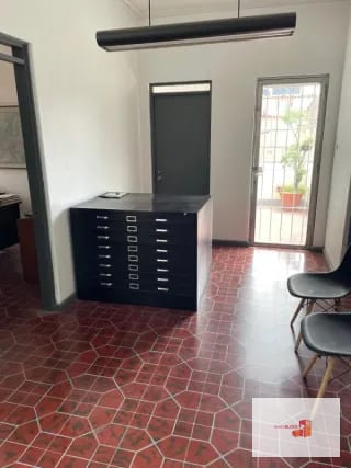 Local / Oficina en renta Plazuela España — Oficina en Alquiler en Zona 9, Guatemala, Ciudad — miniatura 1 de 7