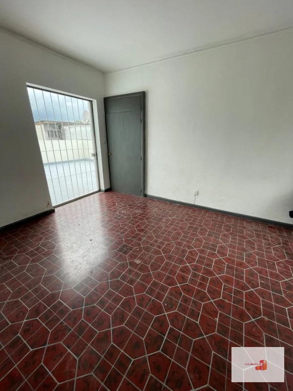 Oficinas con terraza amplia, cerca de Plazuela España - 6