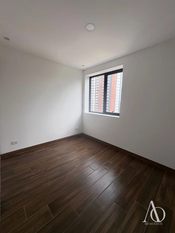 Apartamento en Alquiler / Venta Edificio Vila Quince, zona 15 VH2 N8 / EN DIRECTO 01 - 4