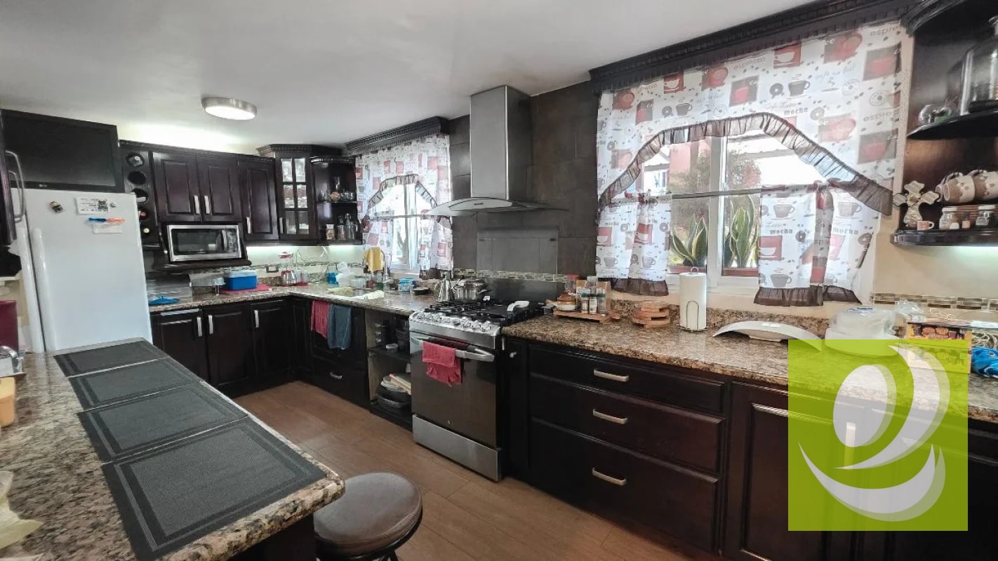 VENDO 2 CASAS EN 1 EN MONTEMARIA SUR VILLA NUEVA - 4