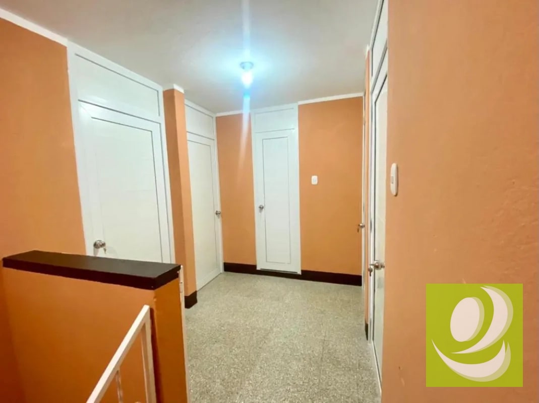 En Venta Terreno Con 5 Casas En Chiquimula - 3