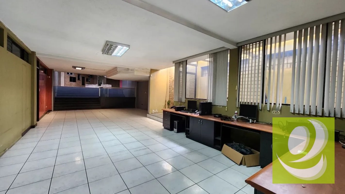 Vendo Edificio comercial En Mixco San Cristóbal - 1