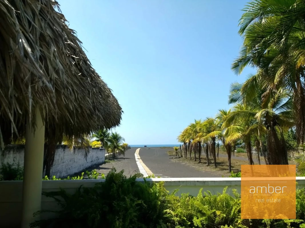 Casa en Chulamar, Puerto San José - 2