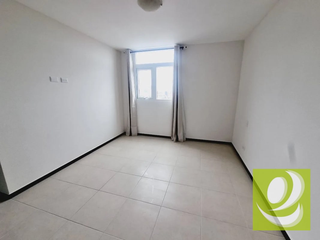 Invierte con seguridad: Apartamento en Venta actualmente rentado en Zona 11 - 5