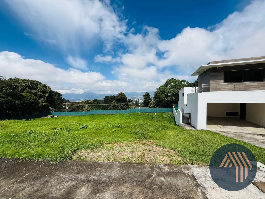 VENTA DE TERRENOS EN LINDO CONDOMINIO - PORTAL VERDE, BELLAS LUCES - 9