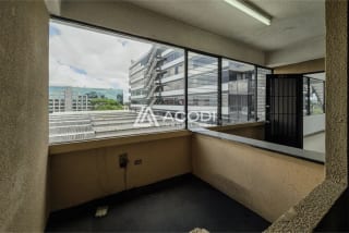 Oficina en Zona 9 — Oficina en Alquiler en Zona 9, Guatemala, Ciudad — miniatura 3 de 5