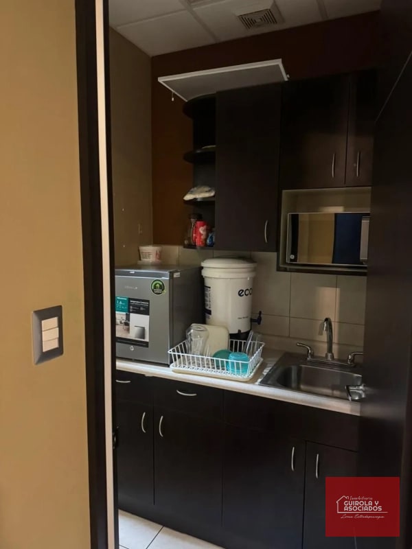 OFICINA EN VENTA EN TORRE PRADERA EN ZONA 10 002OVDZ10 - 11
