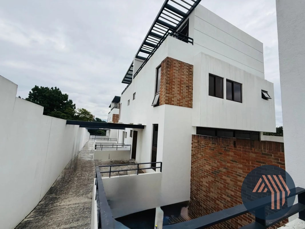 VENTA DE HERMOSAS CASAS PARA ESTRENAR - VH1, ZONA 15 - 1