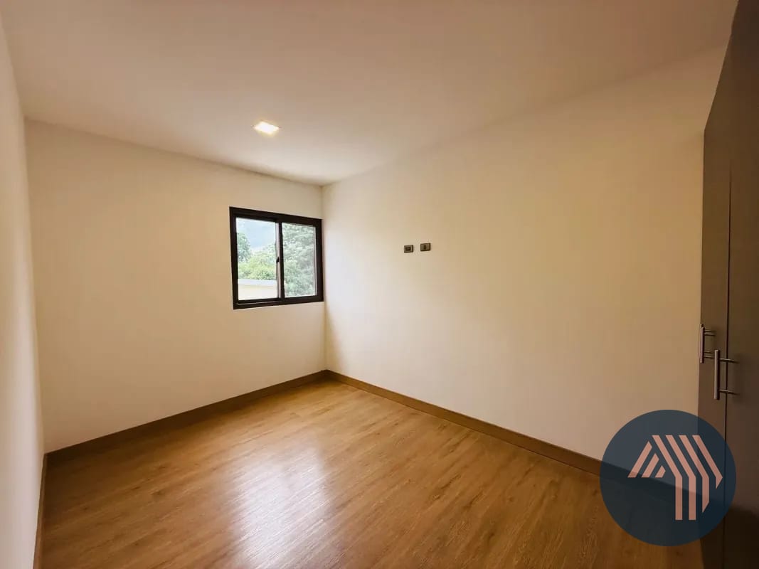 VENTA DE HERMOSAS CASAS PARA ESTRENAR - VH1, ZONA 15 — Casa en Venta en Zona 15, Guatemala, Ciudad — foto 5 de 17