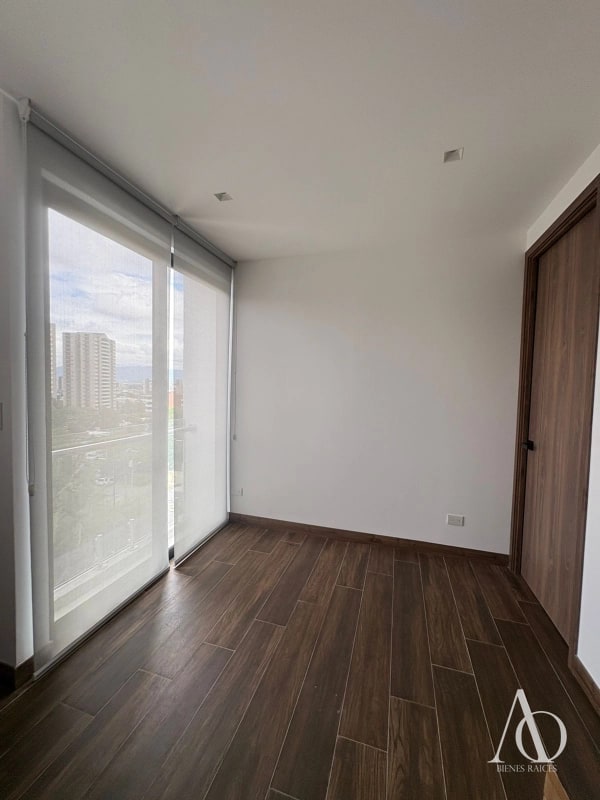 Apartamento en Alquiler Edificio Vila Quince, zona 15 VH2 N6-N7 / EN DIRECTO 04 - 1