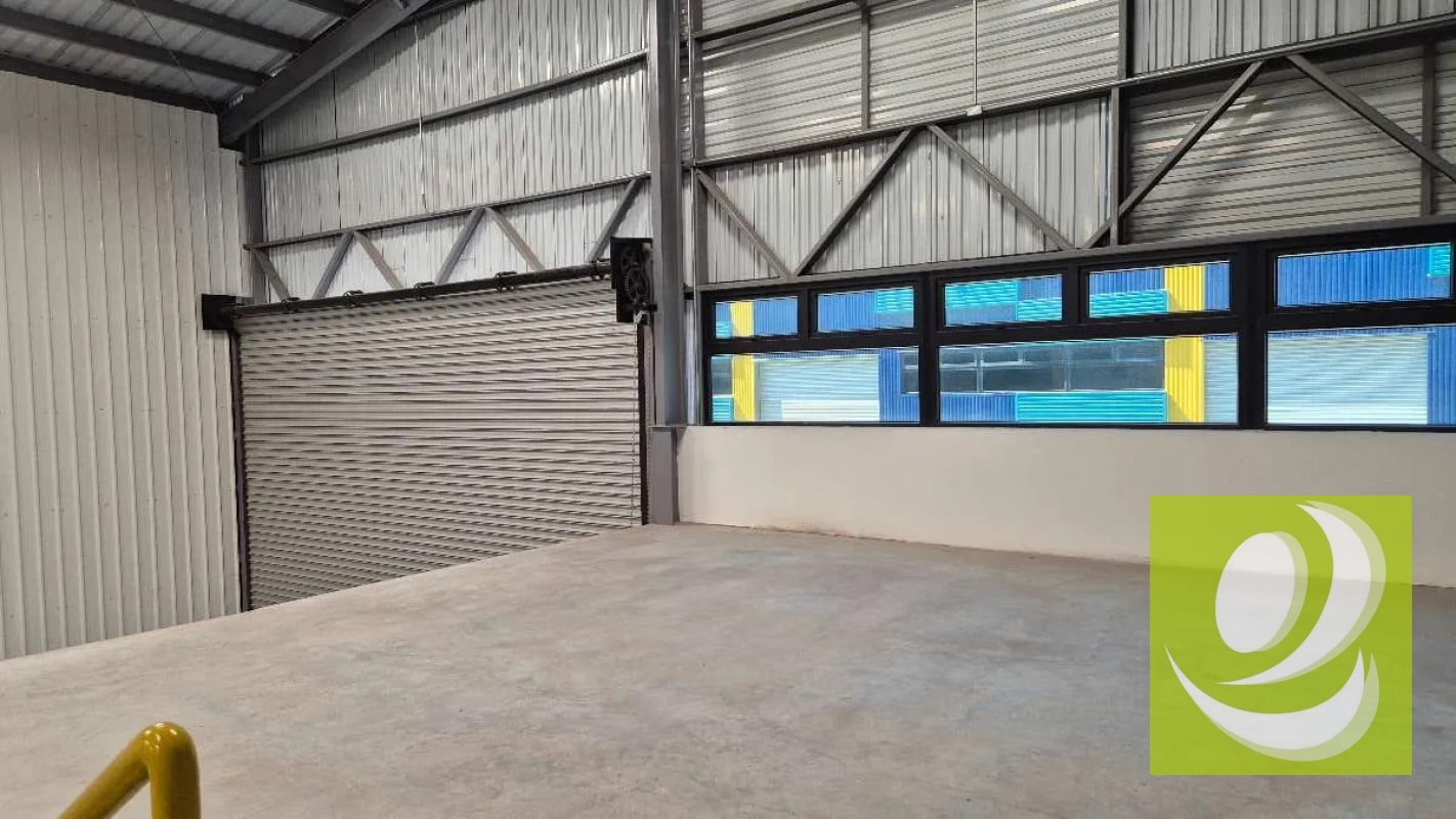 Ofibodega en Venta/Renta en Villa Canales! - 4