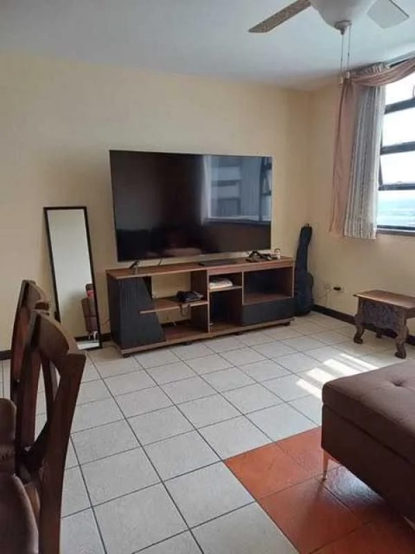 VENTA DE  APARTAMENTO ZONA 14 SANTORINI AMERICAS CON BONITA VISTA — Apartamento en Venta en Santorini Américas, Zona 14, Guatemala, Ciudad — foto 6 de 8