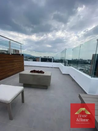 Apartamento amueblado en venta zona 10  (copia) — Apartamento en Venta en Casalini Diagonal 6, Zona 10, Guatemala, Ciudad — miniatura 4 de 17