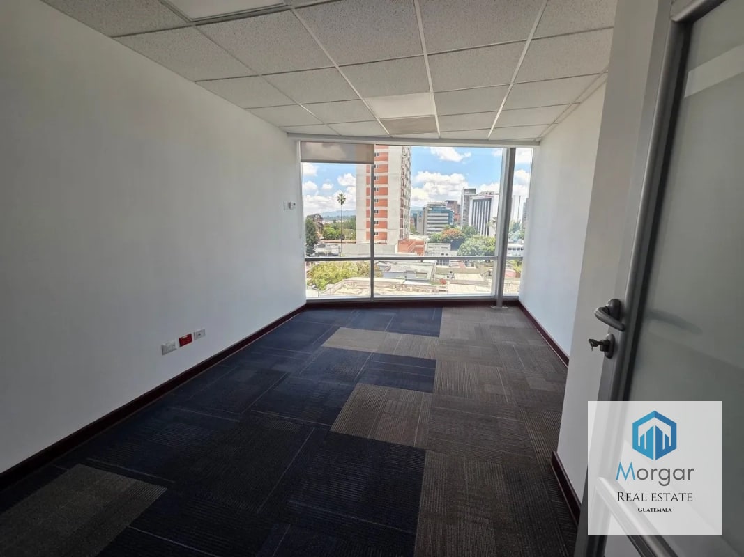 Oficina en Alquiler en Zona 10 de 535 Mts en $9,100 - 2